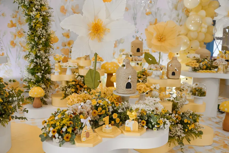 Tema de festa infantil Abelhinha em Brasília DF