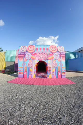 Decoração de festa infantil Candy Store em Brasília DF — montagem real, foto 3