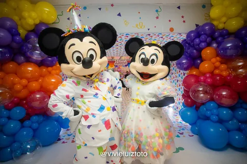 Decoração de festa infantil Disney Celebration em Brasília DF — montagem real, foto 3