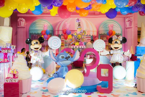 Decoração de festa infantil Disney Celebration em Brasília DF — montagem real, foto 11