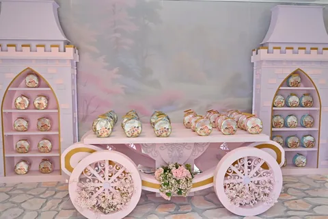 Decoração de festa infantil Princesas Baby em Brasília DF — montagem real, foto 5