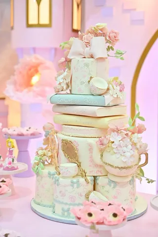 Decoração de festa infantil Princesas em Brasília DF — montagem real, foto 1