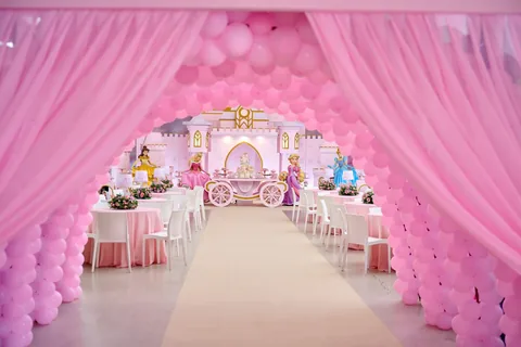 Decoração de festa infantil Princesas em Brasília DF — montagem real, foto 11