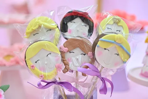 Decoração de festa infantil Princesas em Brasília DF — montagem real, foto 12