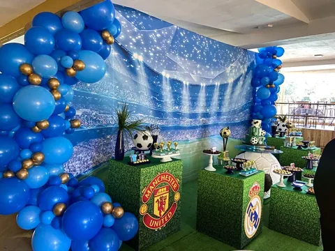 Decoração de festa infantil Champions League em Brasília DF — montagem real, foto 2