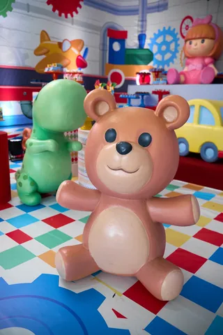 Decoração de festa infantil Fábrica de Brinquedos em Brasília DF — montagem real, foto 5