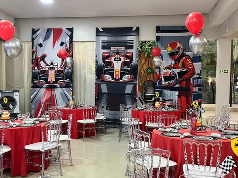 Decoração de festa infantil Ferrari em Brasília DF — montagem real, foto 6