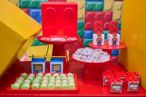 Decoração de festa infantil Lego em Brasília DF — montagem real, foto 13